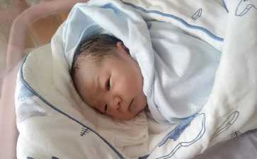 国内供卵生殖中心官网,高龄妇女做试管婴儿还是自然怀孕好胎儿会存在哪些区别